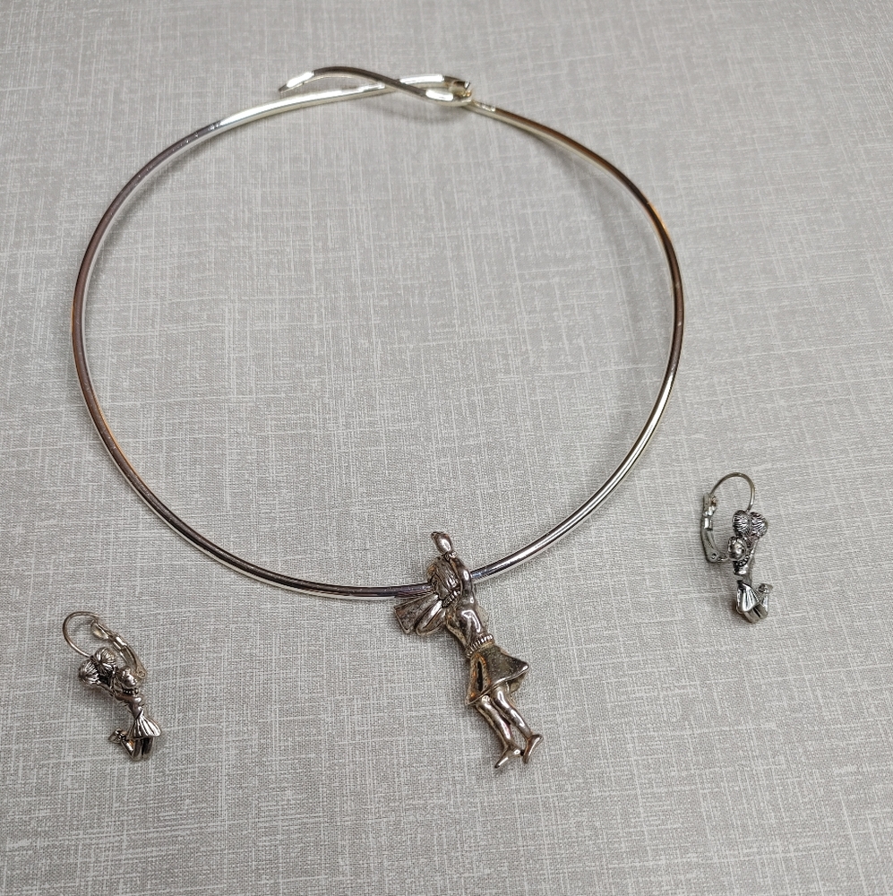 MJ MARIE JENNIFER SIGNED CHEERLEADER PENDANT WITH COLLAR NECKLACE & EARRINGS